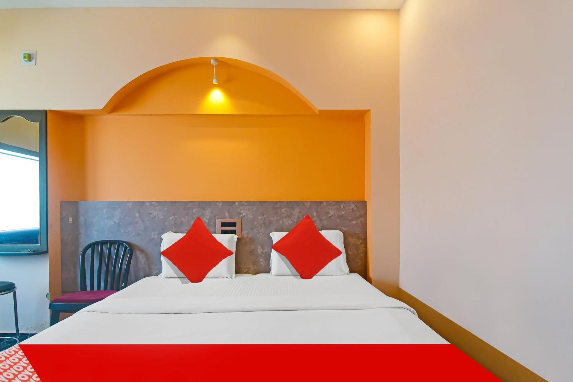 Oyo Flagship Hotel Sea Garden Puri Bagian luar foto